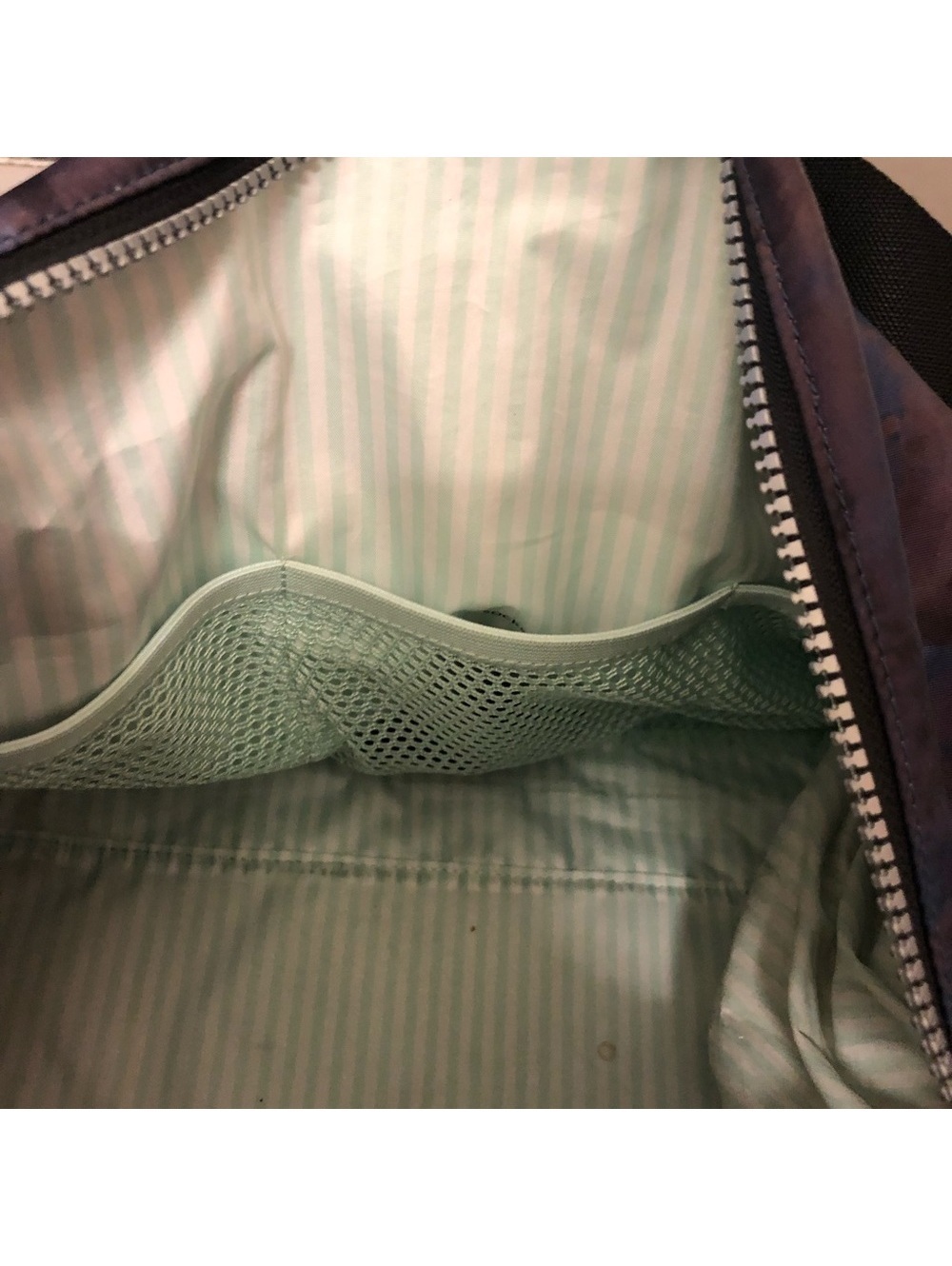 *RARE* Lululemon duffle bag - moody mirage - Picture 5 of 6
